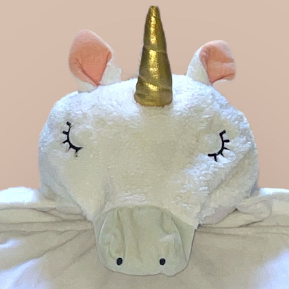 Pillowfort unicorn white hooded blanket - Picture 7 of 9